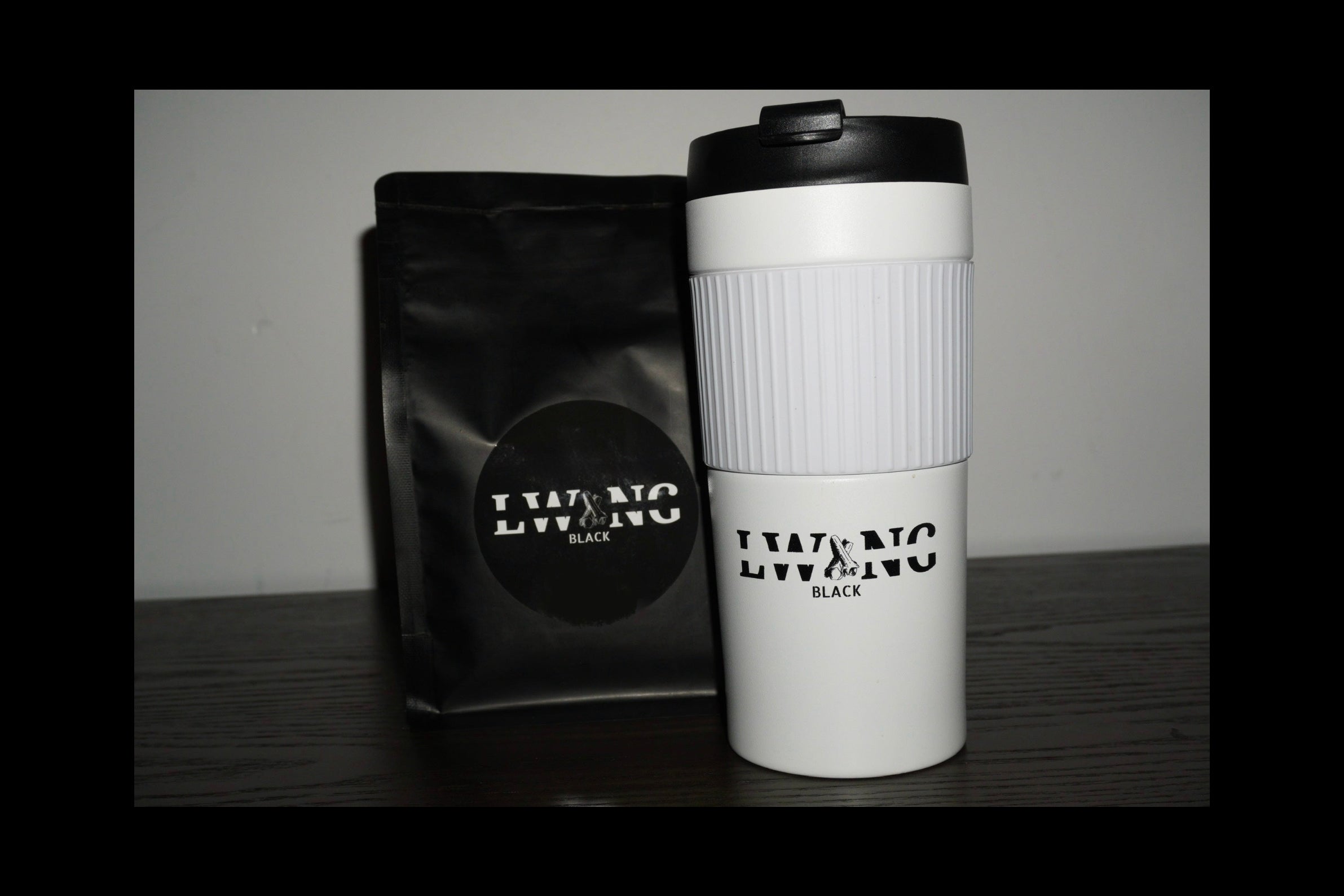 250g Lwang Black Coffee + French Press (Choose Your Colour)