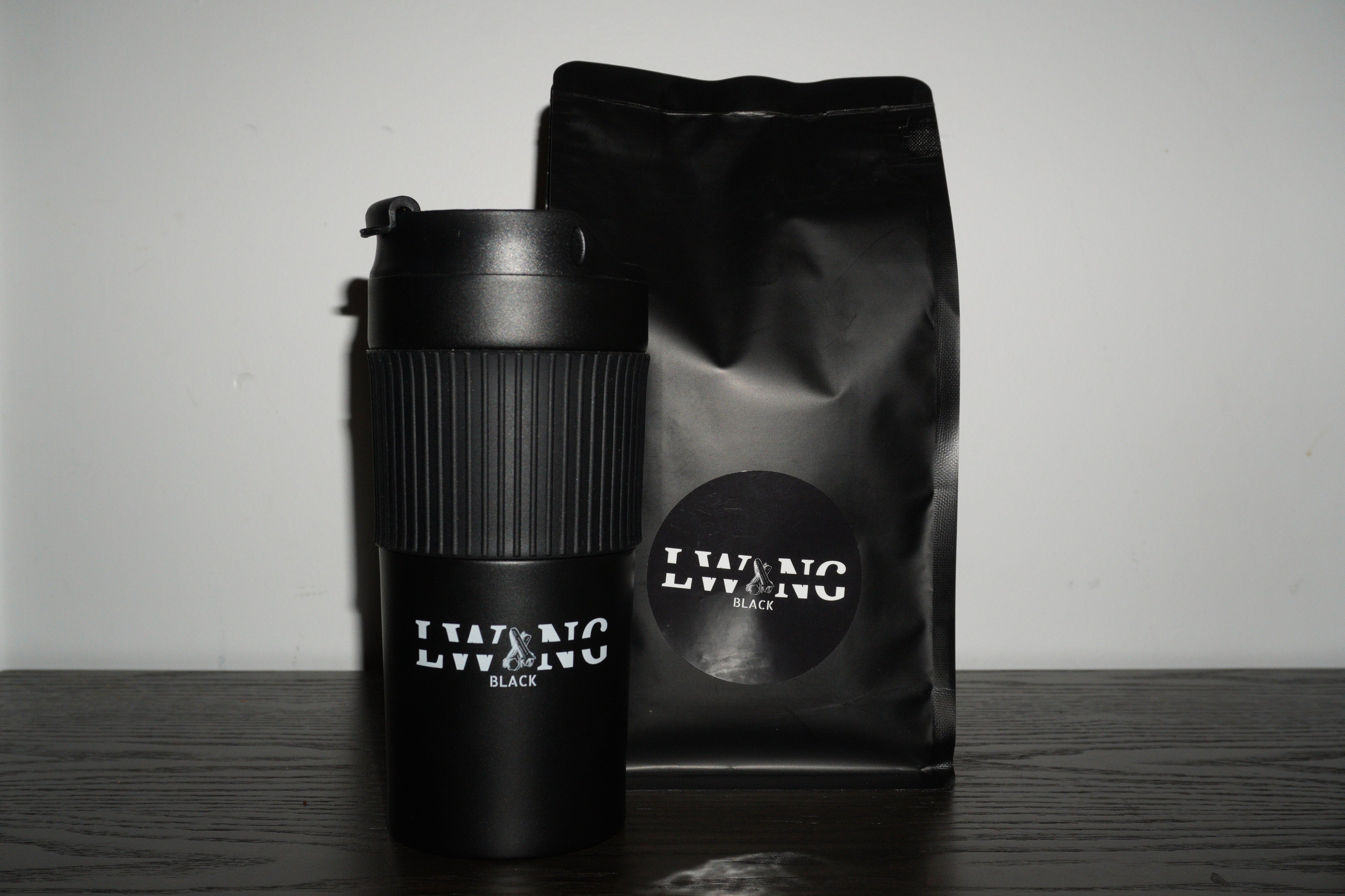 500g Lwang Black Coffee + French Press (Choose Your Colour)